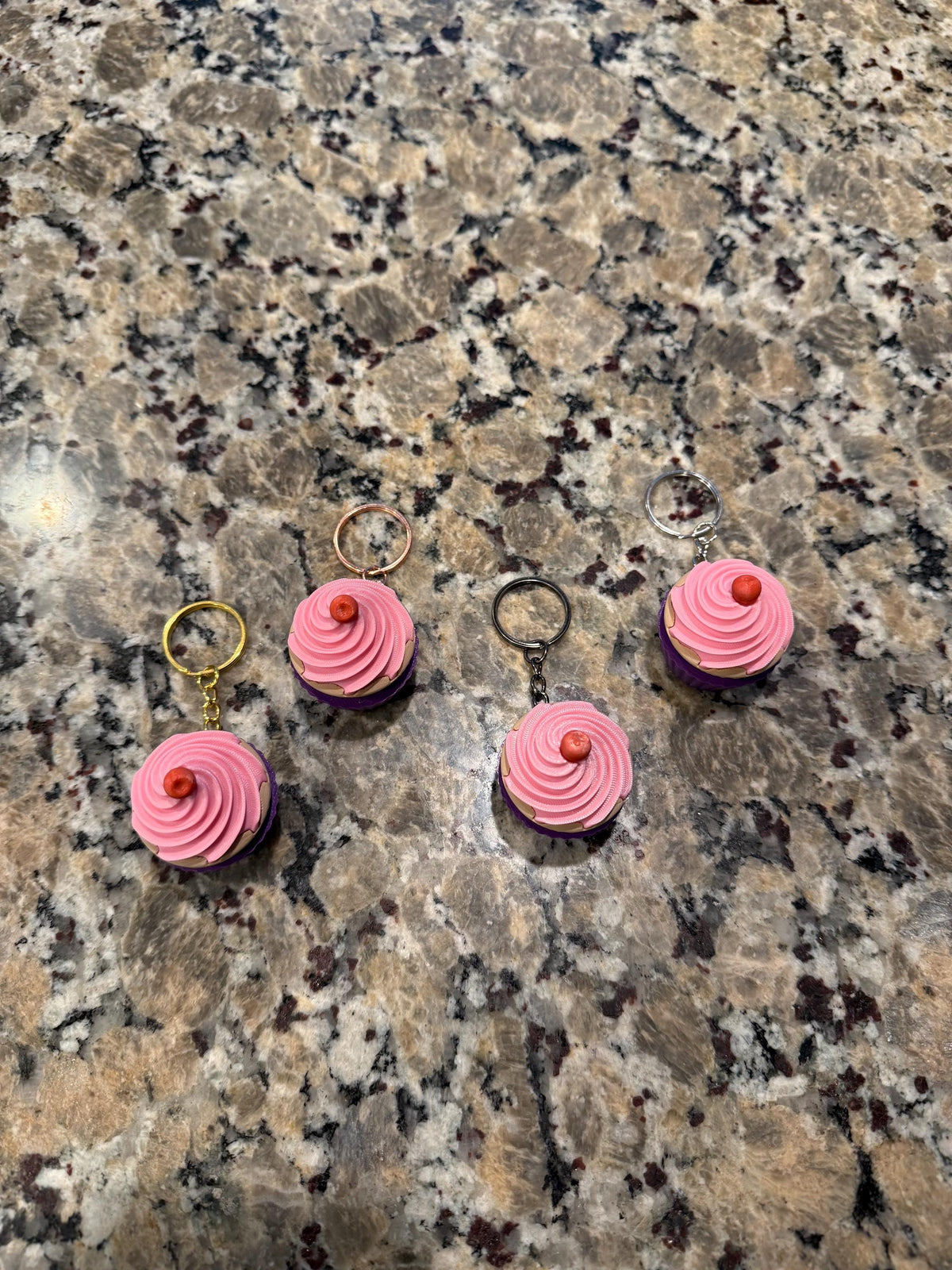 3D Printed Cupcake Clicker Keychain – Keyboard Switch Desk Toy
