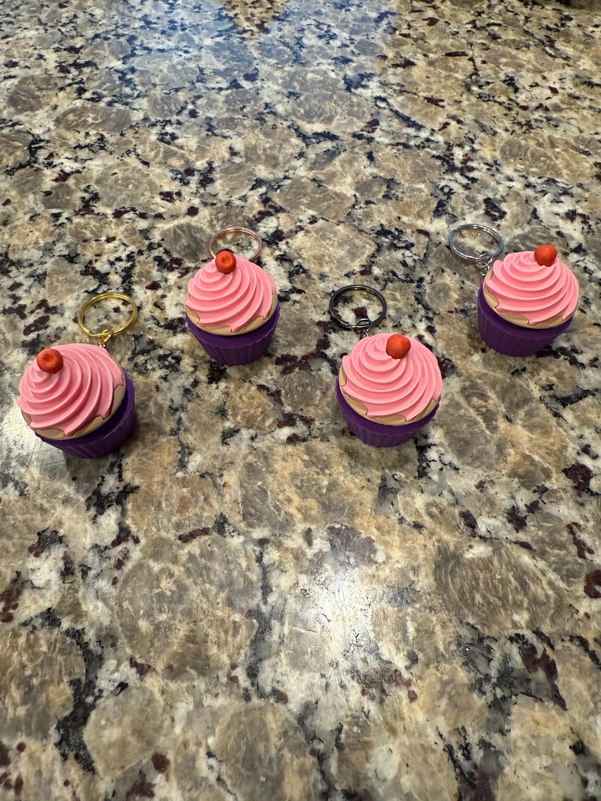 3D Printed Cupcake Clicker Keychain – Keyboard Switch Desk Toy