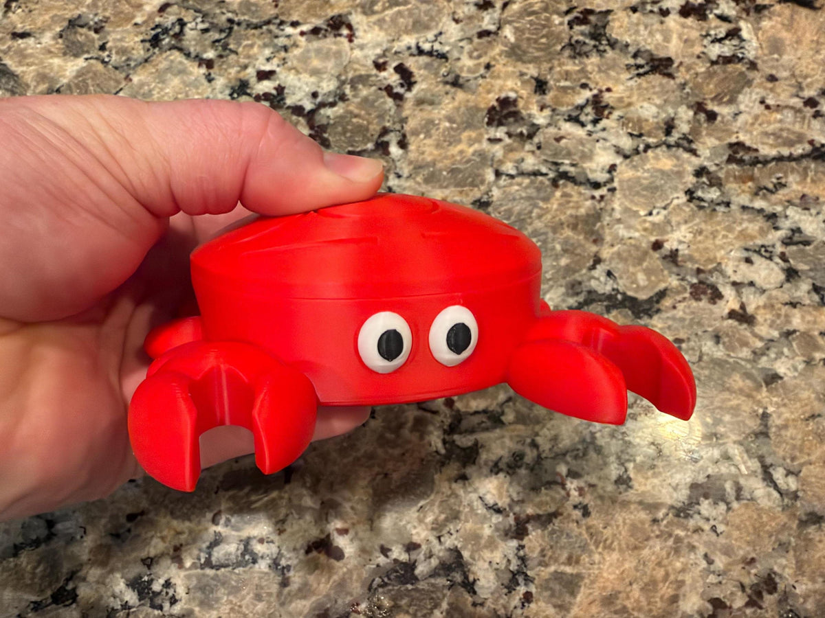Mini Crab Sandbox with Kinetic Sand, Magnetic Lid for Easy Storage image 4